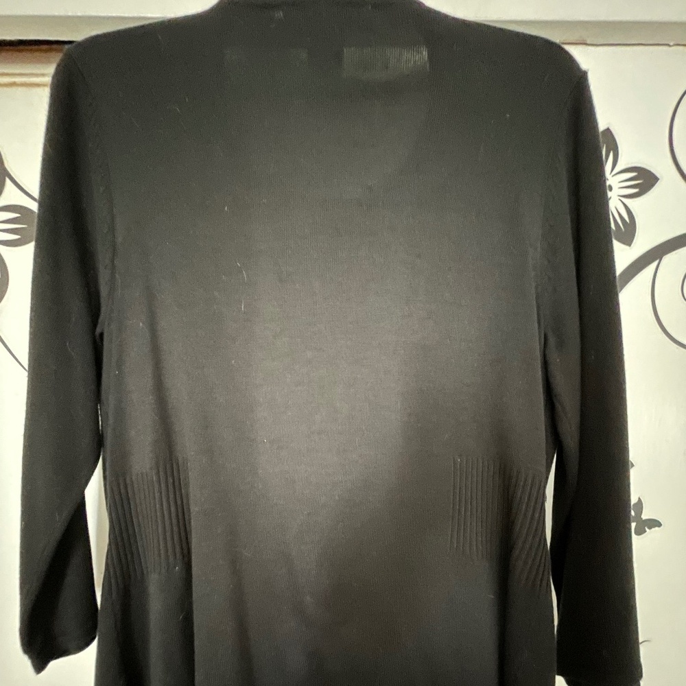 PRICE DROP! Requirements Elegant Black Knit Beaded Top - Women's Medium - Picture 4 of 6